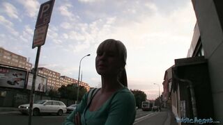 PublicAgent - Bella (E25)