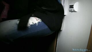 PublicAgent - Vanessa (E182) 2