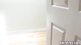 ariannaarmani - RealExGirlfriends.com