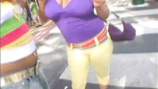 BallHoneys -  Asia e Latina chickens