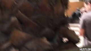 BarelyLegal.com - Behind the Scenes parte 2