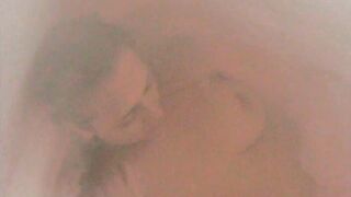 TeensGFS.com - Fai il bagno che io ti fo la doccia (Italians)