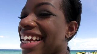 Sierra Simmons popping 2016