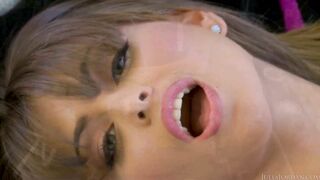 Young Riley Reid Is A Size Queen